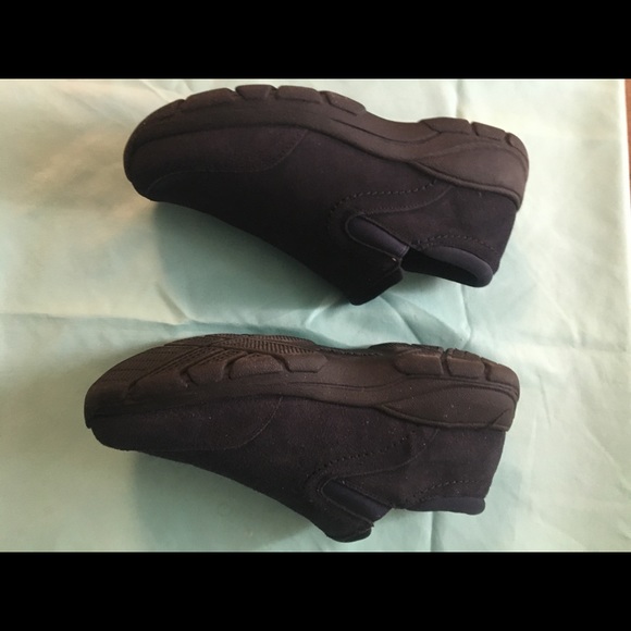 Lands End suede - Picture 6 of 11